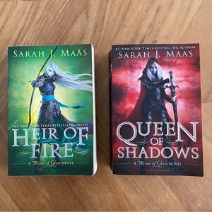 OOP Heir of Fire and Queen of Shadows by Sarah J. Maas, Paperback